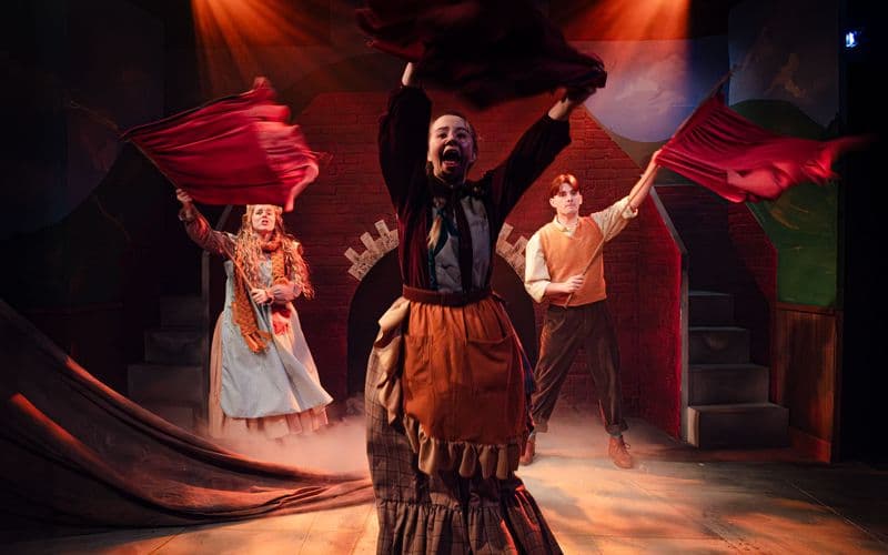 Why the Tabard Tells Classic Stories at Christmas
